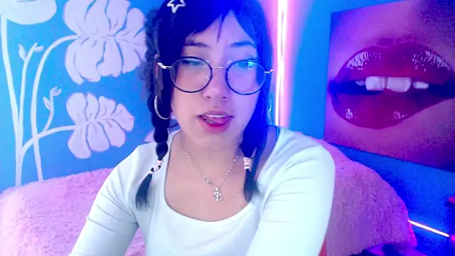 eli doll online show from 06-15-26, 11:12