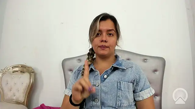 azulskyer online show from 06-27-26, 01:54