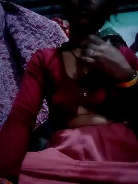 Snapshot of Aarti9080 chatting on 07-05-26, 05:20 Aarti9080 online show from 07-05-26, 05:20
