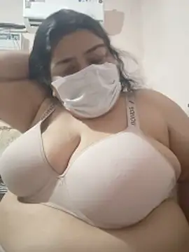 Snapshot of simranjeet_kaur69 chatting on 06-19-26, 10:52 simranjeet kaur69 online show from 06-19-26, 10:52
