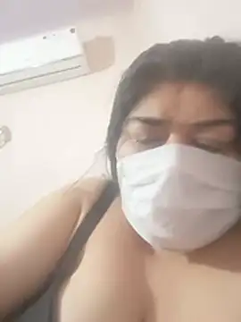 Snapshot of simranjeet_kaur69 chatting on 07-05-26, 10:17 simranjeet kaur69 online show from 07-05-26, 10:17