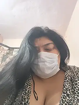 Snapshot of simranjeet_kaur69 chatting on 07-15-26, 01:44 simranjeet kaur69 online show from 07-15-26, 01:44