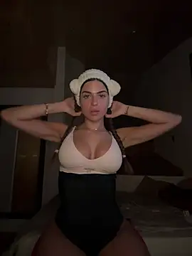 Snapshot of miaabelluccii chatting on 06-08-26, 09:59 miaabelluccii online show from 06-08-26, 09:59