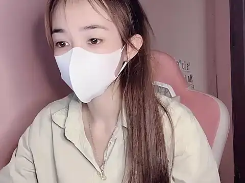 Alee8668 online show from 07-04-26, 03:45