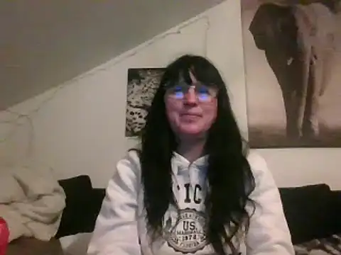 Snapshot of sexujuly88 chatting on 01-24-25, 10:30 sexujuly88 online show from 01-24-25, 10:30