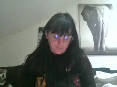 Snapshot of sexujuly88 chatting on 03-10-25, 07:10 sexujuly88 online show from 03-10-25, 07:10