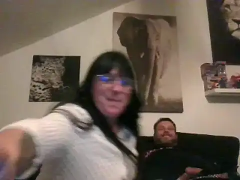 Snapshot of sexujuly88 chatting on 10-25-25, 09:53 sexujuly88 online show from 10-25-25, 09:53