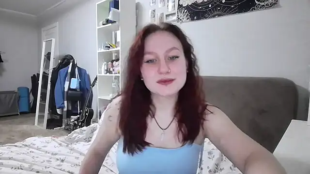 LoiseLovetto online show from 06-10-26, 06:29