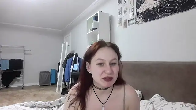 LoiseLovetto online show from 06-13-26, 09:24