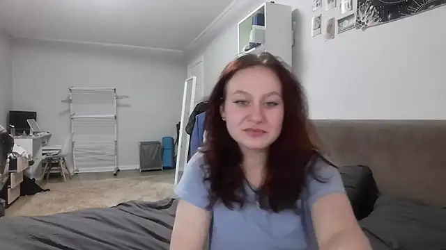 LoiseLovetto online show from 06-19-26, 04:22