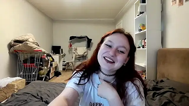 LoiseLovetto online show from 06-21-26, 06:43