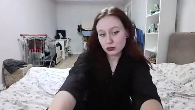 LoiseLovetto online show from 06-24-26, 05:23