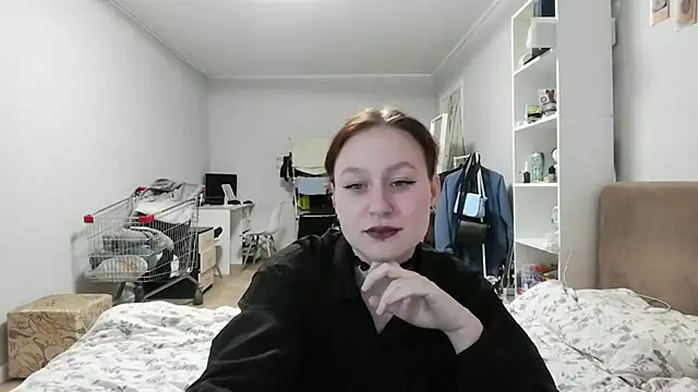 LoiseLovetto online show from 06-25-26, 06:01