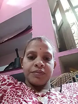 Snapshot of HOjulipal678 chatting on 06-12-26, 04:55 HOjulipal678 online show from 06-12-26, 04:55
