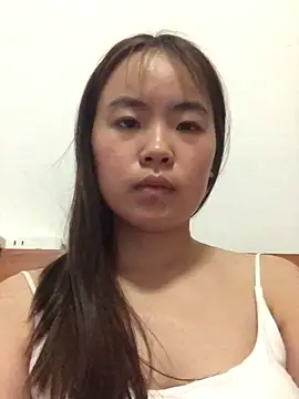 Snapshot of YiYi5520 chatting on 06-09-26, 04:18 YiYi5520 online show from 06-09-26, 04:18