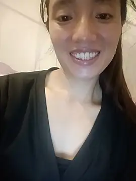 Snapshot of assurl-love chatting on 06-02-26, 06:32 assurl-love online show from 06-02-26, 06:32