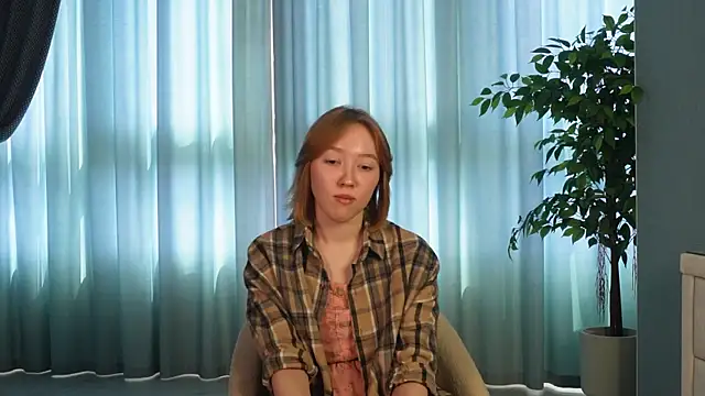 LeliaSavich online show from 06-03-26, 04:04