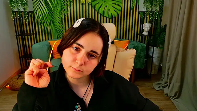 Snapshot of AprilMunoz chatting on 06-02-26, 11:56 AprilMunoz online show from 06-02-26, 11:56