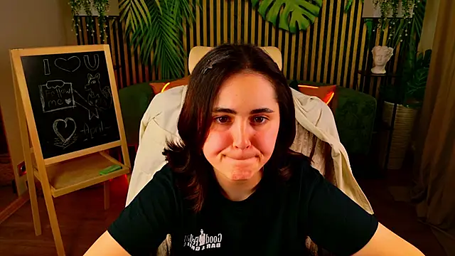 Snapshot of AprilMunoz chatting on 06-03-26, 10:18 AprilMunoz online show from 06-03-26, 10:18