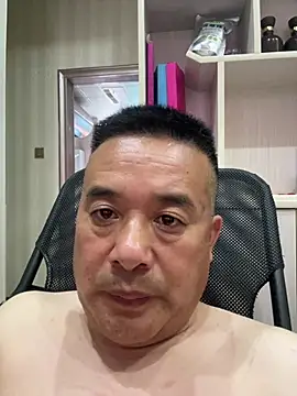 Snapshot of woailllll chatting on 07-17-26, 06:09 woailllll online show from 07-17-26, 06:09