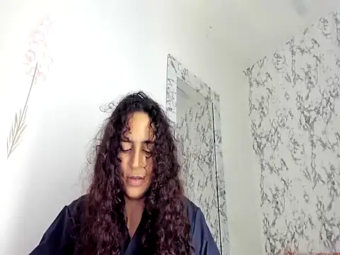 Snapshot of Shanom01 chatting on 06-06-26, 01:16 Shanom01 online show from 06-06-26, 01:16