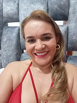 Snapshot of Sara_hilton02 chatting on 06-07-26, 01:15 Sara hilton02 online show from 06-07-26, 01:15