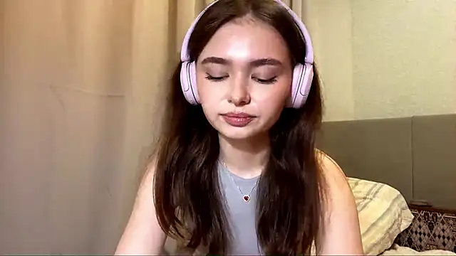 Snapshot of SiviliaStyord chatting on 06-06-26, 01:38 SiviliaStyord online show from 06-06-26, 01:38