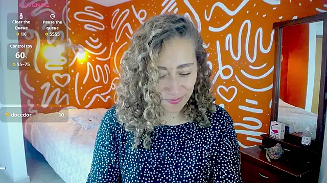 afrodita marin online show from 06-22-26, 07:33