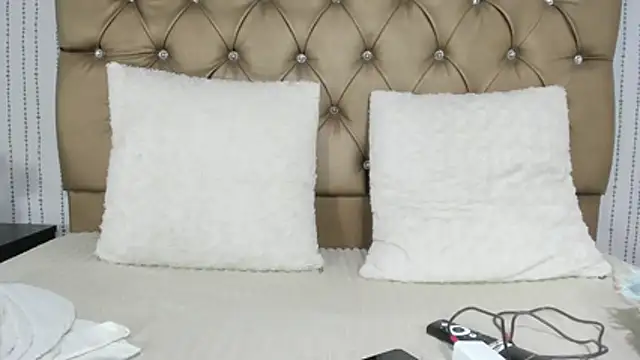 hanna fantasty online show from 07-30-26, 02:27