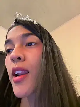 Snapshot of mia_honeyy_ chatting on 06-04-26, 02:28 mia honeyy online show from 06-04-26, 02:28