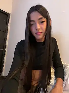 Snapshot of mia_honeyy_ chatting on 06-09-26, 12:44 mia honeyy online show from 06-09-26, 12:44