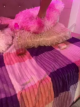 Snapshot of Nina_VerySlut_Dirty chatting on 06-03-26, 02:55 Nina VerySlut Dirty online show from 06-03-26, 02:55