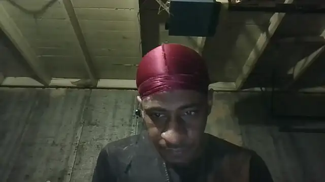 Snapshot of Leo99842 chatting on 06-08-26, 02:56 Leo99842 online show from 06-08-26, 02:56