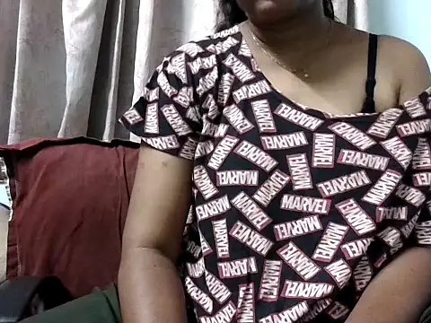Nisha-moon online show from 06-12-26, 03:00