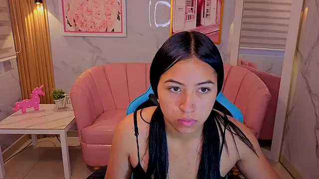 lia x a online show from 06-19-26, 12:42