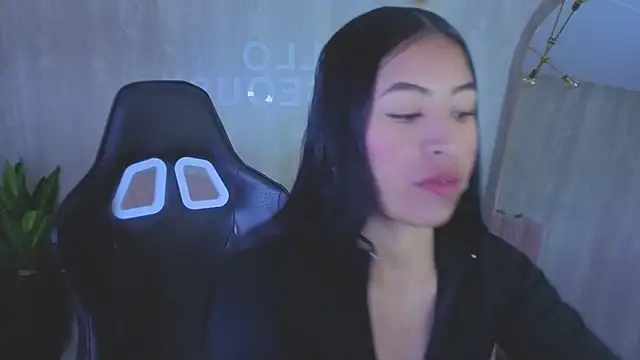 lia x a online show from 07-24-26, 01:09