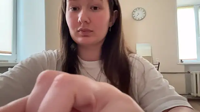 Snapshot of InesBarraz chatting on 06-04-26, 12:11 InesBarraz online show from 06-04-26, 12:11