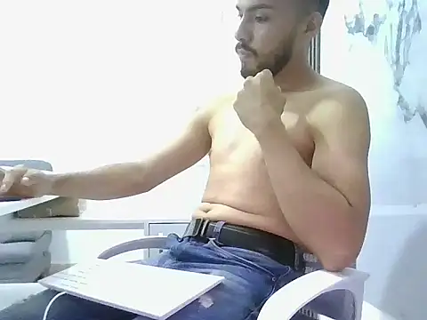 Snapshot of Zebas_hot chatting on 06-05-26, 07:41 Zebas hot online show from 06-05-26, 07:41