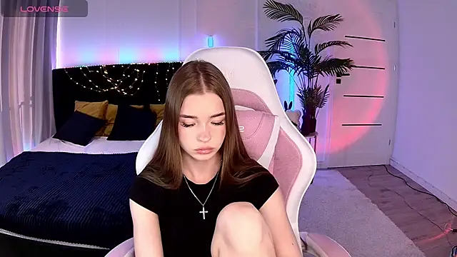 Milla Way online show from 06-20-26, 03:48