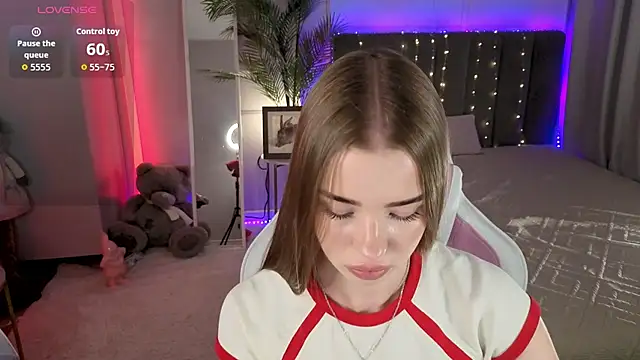 Milla Way online show from 07-15-26, 02:22