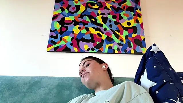 Snapshot of MarisaKomar chatting on 06-12-26, 03:11 MarisaKomar online show from 06-12-26, 03:11