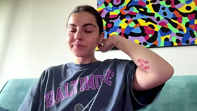 Snapshot of MarisaKomar chatting on 06-18-26, 07:08 MarisaKomar online show from 06-18-26, 07:08