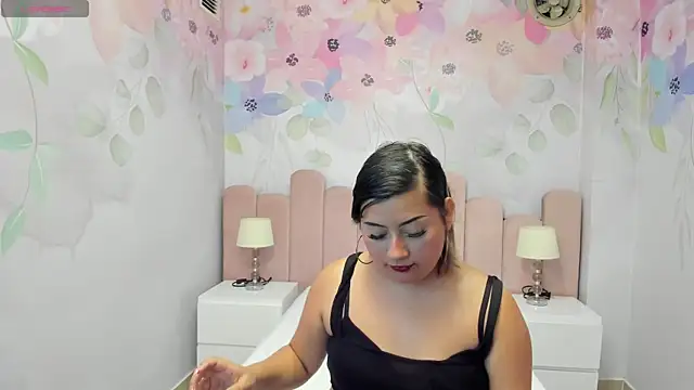 Snapshot of Tammy_sluty chatting on 06-05-26, 11:27 Tammy sluty online show from 06-05-26, 11:27