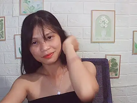 -Nancy-y online show from 06-10-26, 02:27