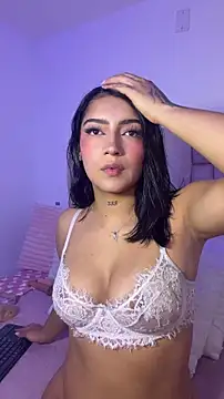 Snapshot of Nicolegh_ chatting on 06-07-26, 02:16 Nicolegh online show from 06-07-26, 02:16