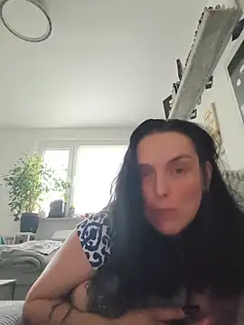 Snapshot of Cassia_Lux_Royal chatting on 06-07-26, 07:17 Cassia Lux Royal online show from 06-07-26, 07:17
