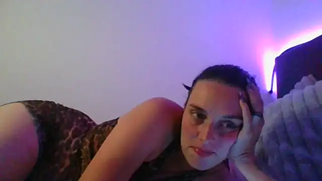 Snapshot of Cassia_Lux_Royal chatting on 06-17-26, 07:04 Cassia Lux Royal online show from 06-17-26, 07:04