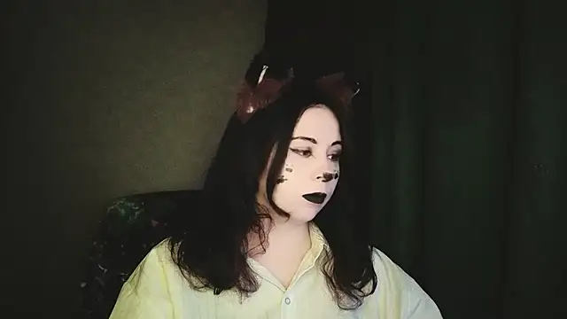 Snapshot of KattyySummer chatting on 07-18-26, 10:13 KattyySummer online show from 07-18-26, 10:13