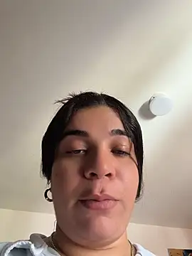 Siri Luxx online show from 06-25-26, 04:11