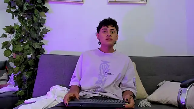 Joshua Fox online show from 06-10-26, 07:35